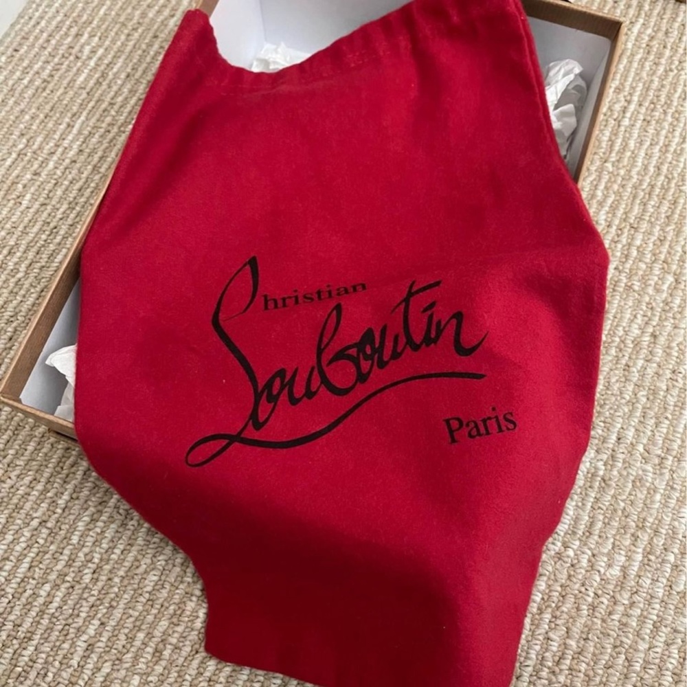 Christian Louboutin 120mm So Kate Patent Heels - Picture 6 of 7